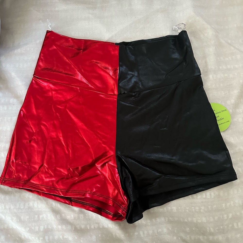 Harley Quinn Diva Metallic Hot Shorts